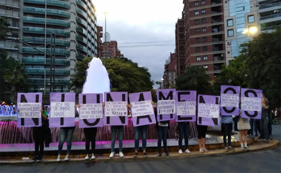 z-ni-una-menos-femicidios-1w